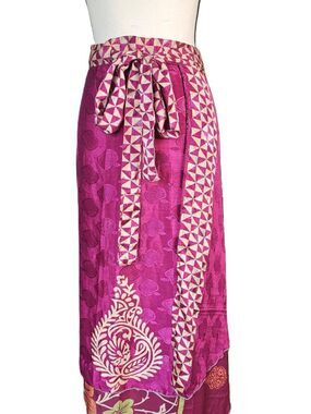 Kariza Maxi Wrap Skirt Womens One Size Burgundy Ping Apple Print Double Sided